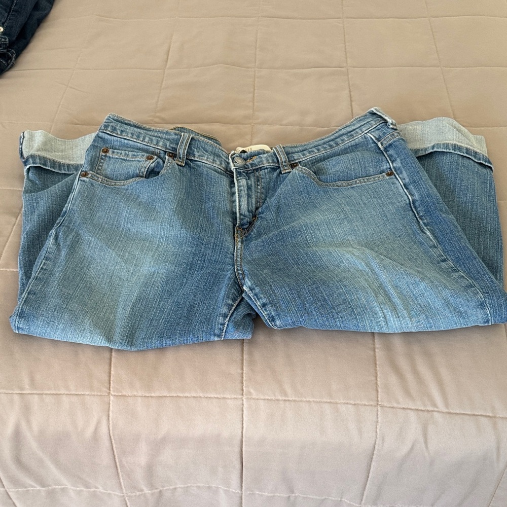 Levi's Light Blue Straight Leg Women's Jeans